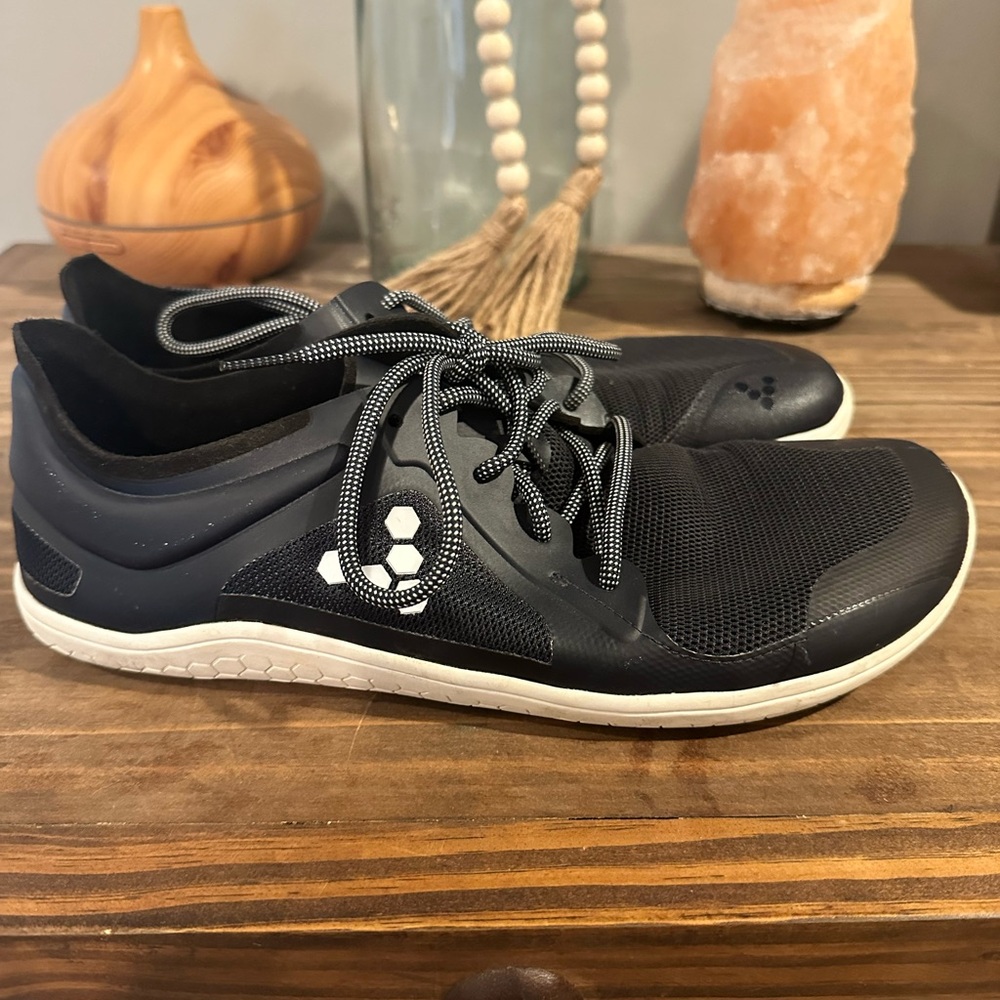 Vivobarefoot Primus Lite barefoot shoes
